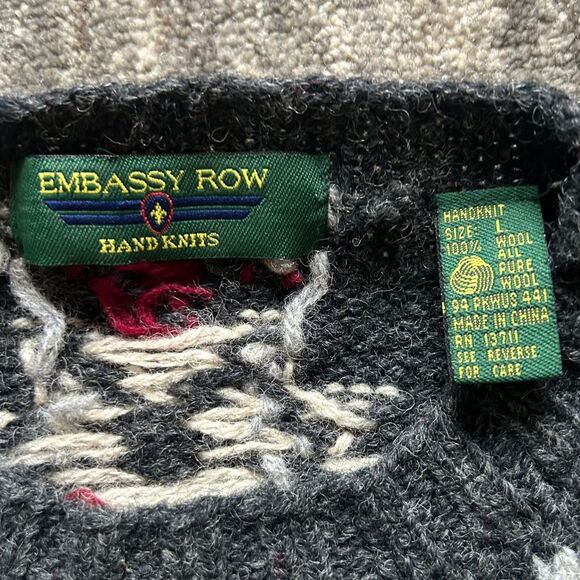 Embassy Row Vintage 90's Handknit 100% Wool Sweater, Size L - Picture 3 of 6